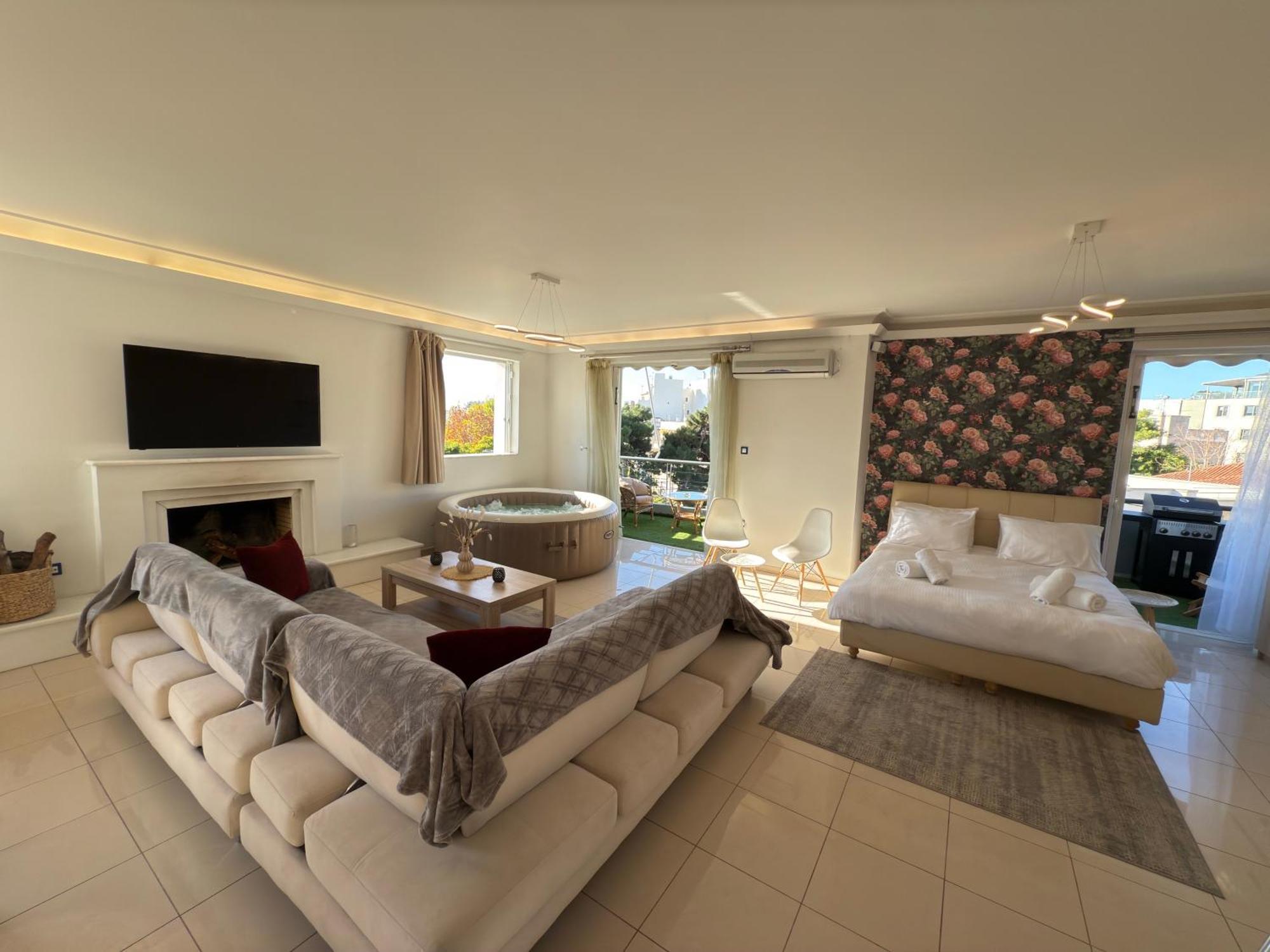 Sunny Home Private Jacuzzi Hydromassage Acropolis & Lycabettus Far View Parking 300M Metro Peristeri アテネ エクステリア 写真