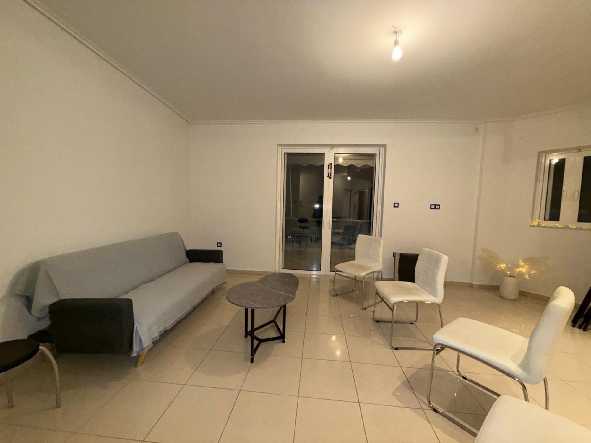 Sunny Home Private Jacuzzi Hydromassage Acropolis & Lycabettus Far View Parking 300M Metro Peristeri アテネ 部屋 写真