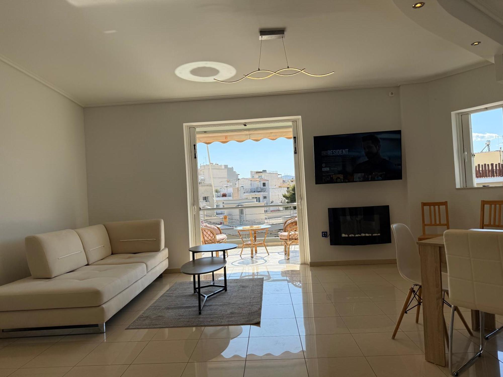 Sunny Home Private Jacuzzi Hydromassage Acropolis & Lycabettus Far View Parking 300M Metro Peristeri アテネ エクステリア 写真